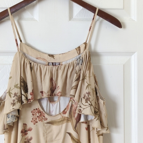 Chaser Heirloom Woven Floral Vented Ruffle Peplum Hem Camisole Tank Top Beige M - Picture 10 of 12